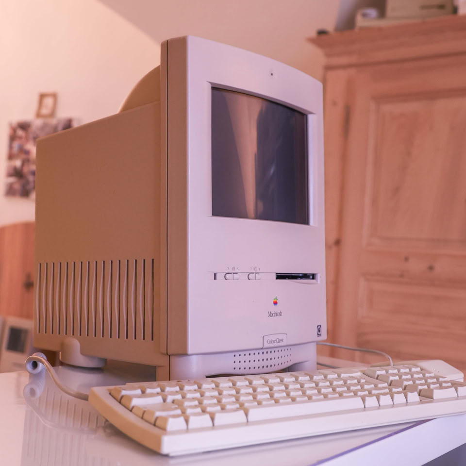 Apple Macintosh Clasic Color